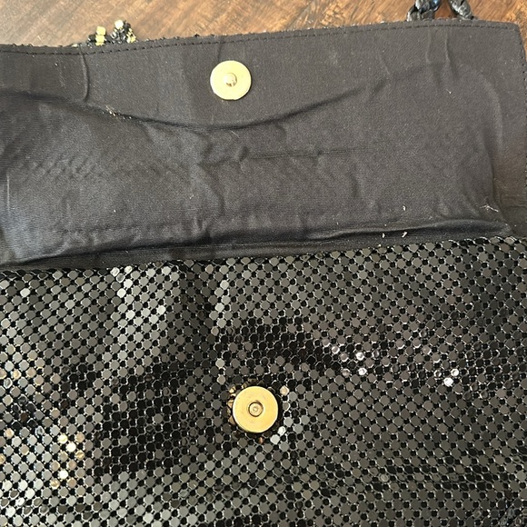 Vintage Purse with Gold Details - Picture 4 of 5